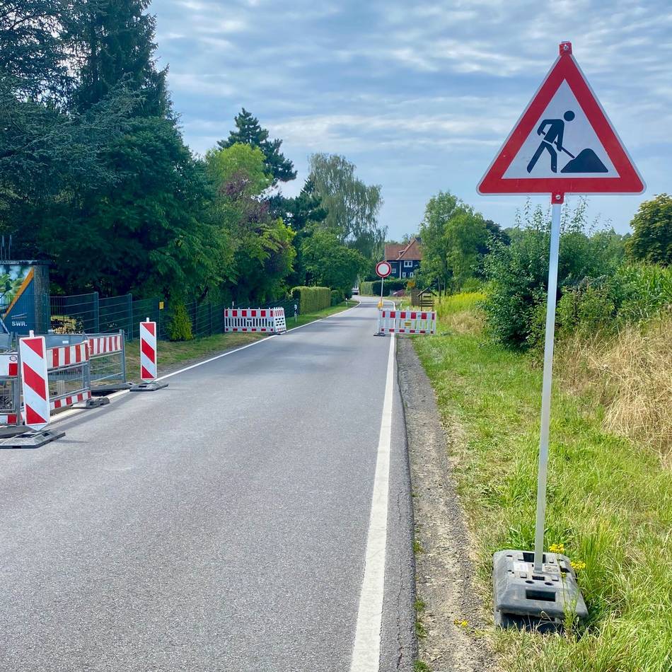 Baumaßnahme in Radevormwald: Baustelle – Bürger kritisiert Verkehrsführung in Herkingrade