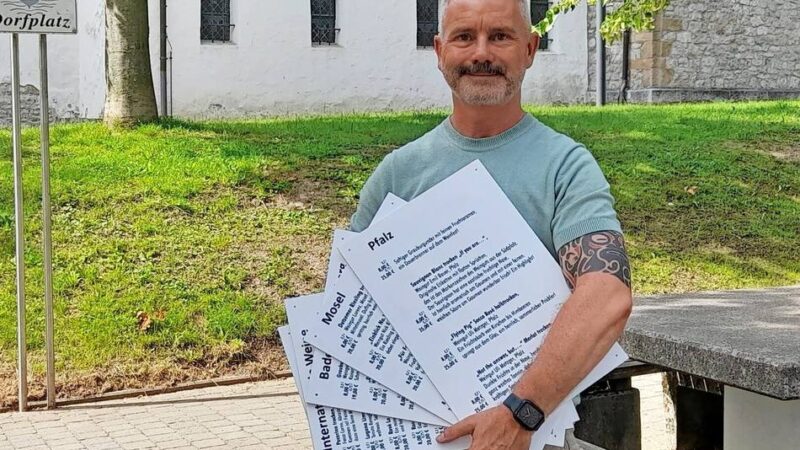 Familiäres Stelldichein auf dem Dorfplatz am letzten August-Wochenende: Düssel feiert zum fünften Mal den Wein