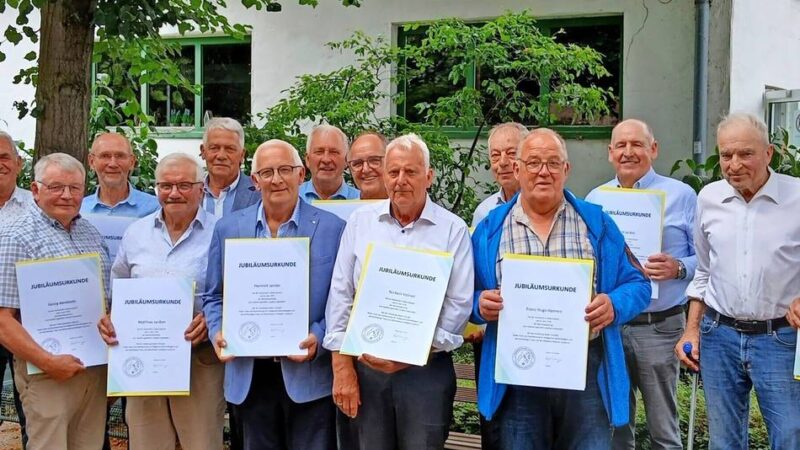 Landwirte freuen sich über ihr Goldjubiläum: Erster Jahrgang der Höheren Landbauschule feiert