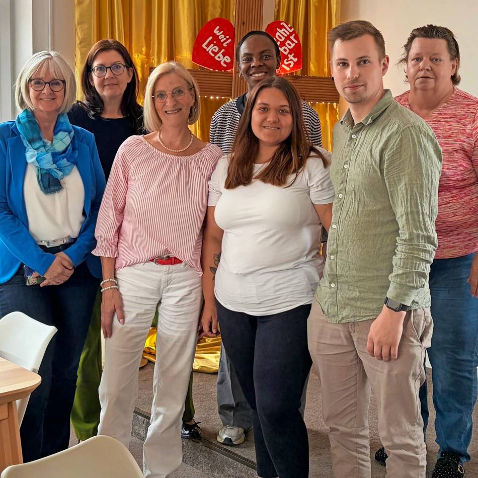 SPD Velbert besucht die Oase-Initiative: Ein sicherer Ort für Frauen in schwierigen Lebenssituationen