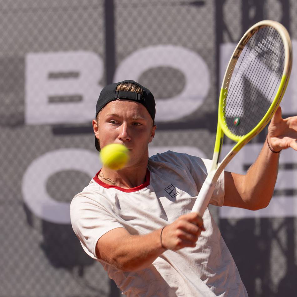 Max Schönhaus exklusiv über die Tennistour: „Du darfst nicht denken, dass du Runden gewinnen musst, um mit Plus rauszugehen“