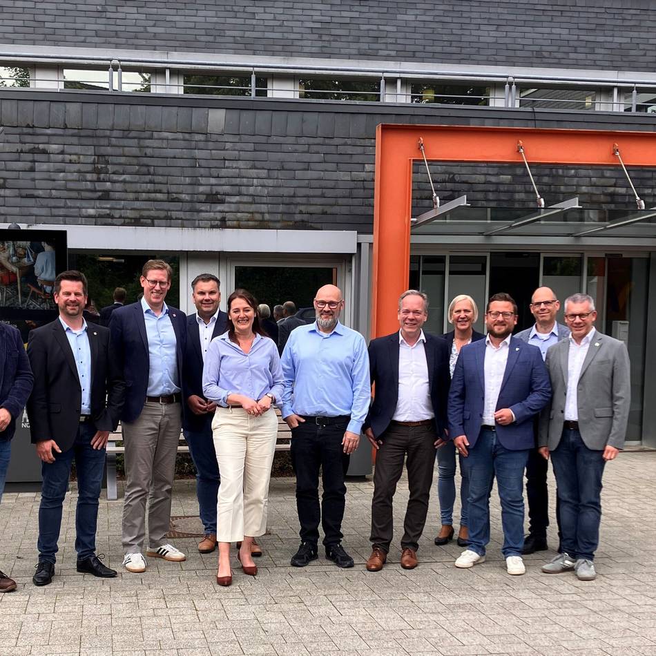 Ganztagsbetreuung in Oberberg: Neue Vereinbarung soll OGS-Ausbau absichern
