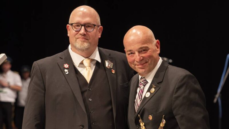 Grenadierkorps Neuss feiert Ehrenabend: „Da können wir Grenadiere sehr stachelig werden“