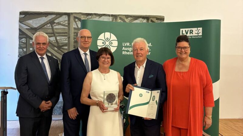 Auszeichnung in Emmerich: Irene Möllenbeck erhält Rheinlandtaler für Kulturarbeit