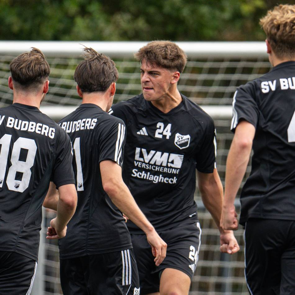 3:2-Erfolg gegen Duisburg 08: SV Budberg feiert turbulenten Heimsieg