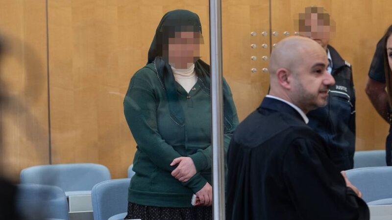 Düsseldorferin wegen IS-Unterstützung vor Gericht: Letztes Wort im Prozess gegen Nadine D. – „Ich kam mir nicht gefährlich vor“