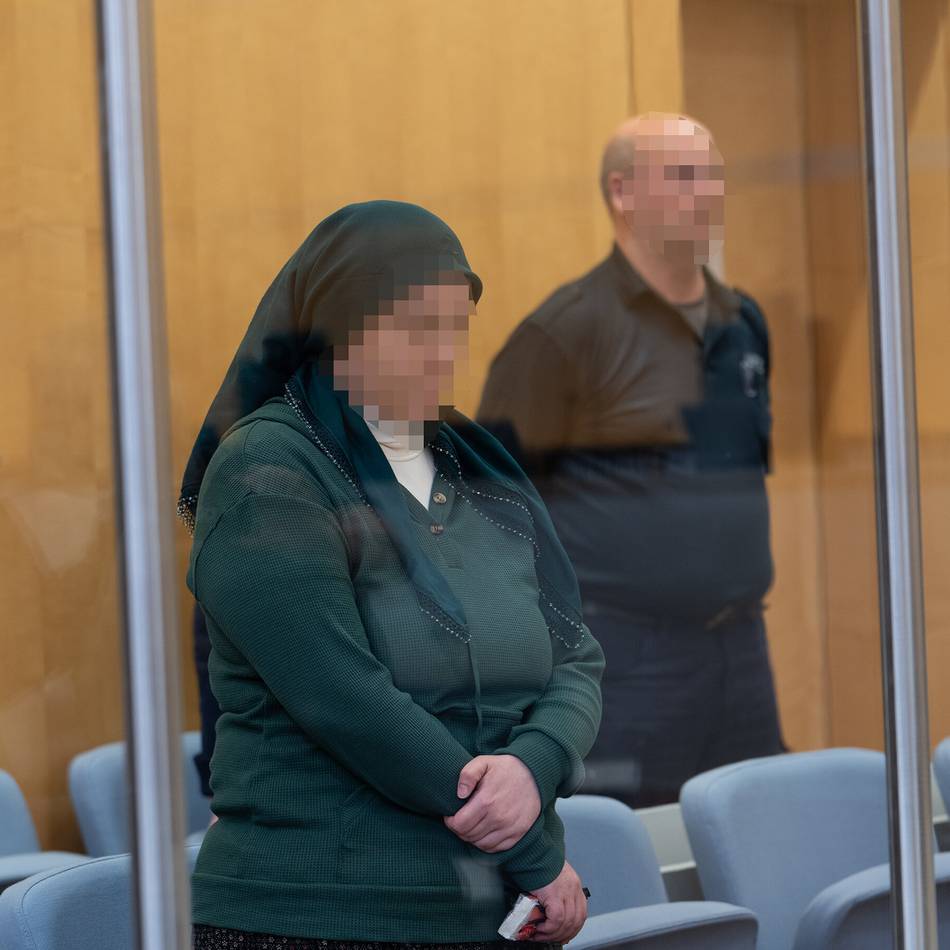Prozess vor dem Oberlandesgericht: Düsseldorferin Nadine D. wegen IS-Unterstützung verurteilt