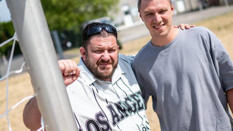 Der TSV Urdenbach feiert Abschied: Zwei TSV-Legenden, ein letztes Duell: Urdenbach lädt zum Fußballfest