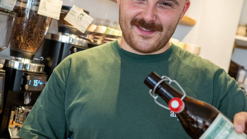 Im B12 Café in Düsseldorf-Bilk: Ein bisschen Coldbrew, ein bisschen Bier – heraus kommt Coffee Stout