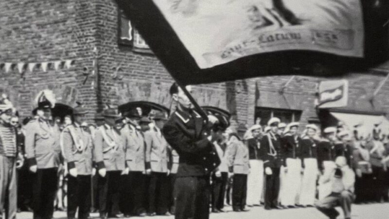Serie Meerbusch historisch: Rebellierenden Fahnenschwenkern drohten drastische Geldstrafen