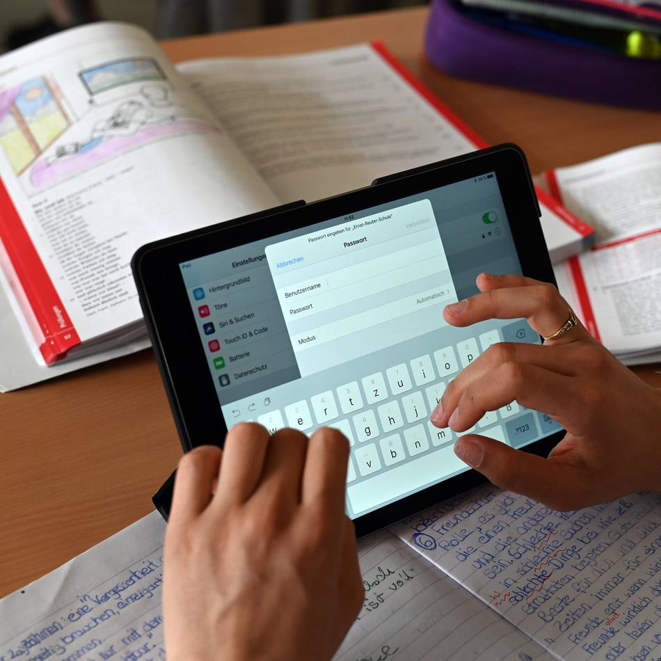 CDU fordert mehr Tempo bei Digitalisierung: „Zukunftsfähigkeit entsteht nicht dadurch, dass man Tablets verteilt“