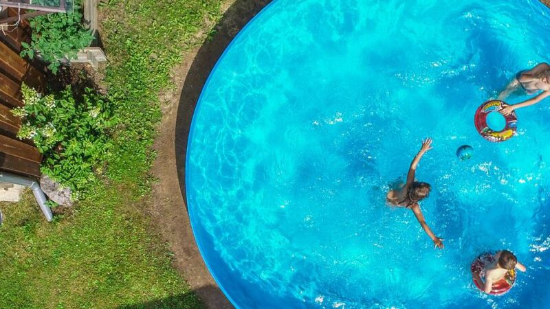 Pools in Meerbusch: Chlor falsch dosiert – das kann gefährlich werden