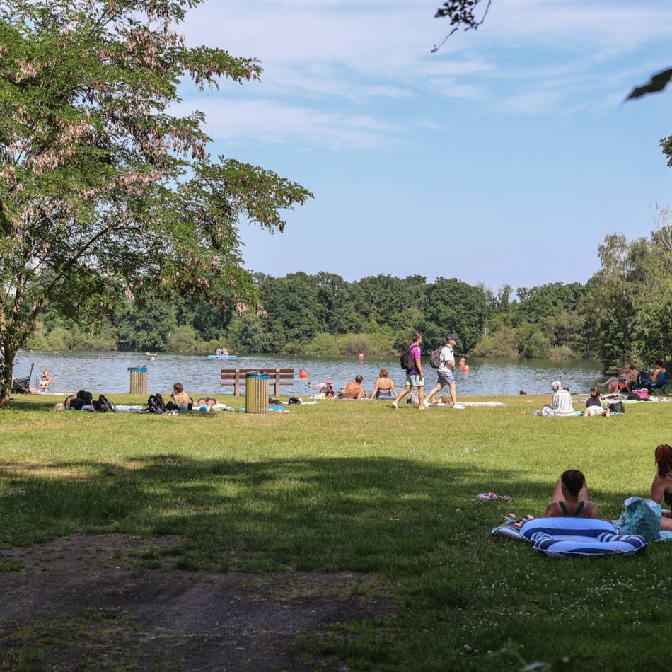 Schon 14 Badeunfälle am Kaarster See: „Ich bin manchmal schockiert, wie leichtsinnig die Leute sind“