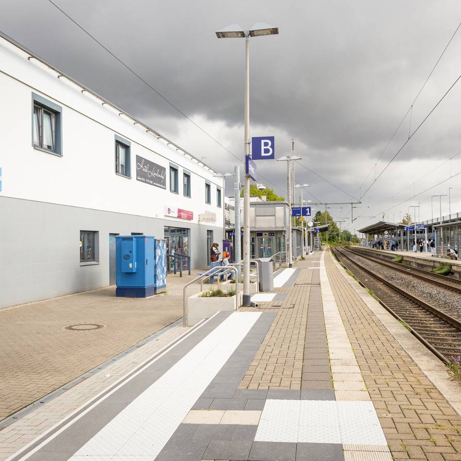 Modernisierung abgeschlossen: Heller, übersichtlicher, freundlicher – Bahnhof Erkelenz saniert