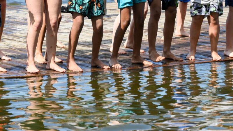 Was Eltern tun können: Wenn das Kind im Feriengetümmel verschwindet
