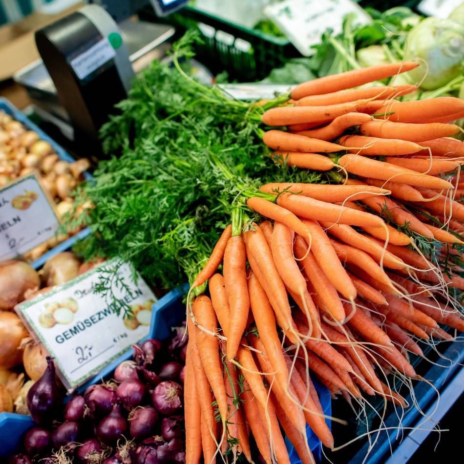 Angebot in Uedem: Markt der Begegnung lockt Bürger und Besucher in Uedems Mitte
