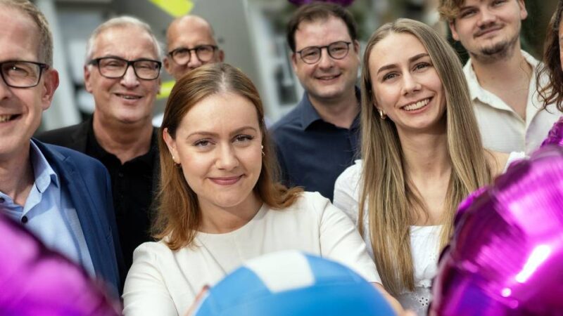 Festival in Langenfeld: 30 Foodtrucks, Live-Musik, Beachvolleyball und ein Stadtwerke-Cocktail