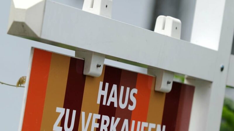 Preisentwicklung für Gebrauchtimmobilien: Eigenheim in Xanten günstiger als in Rheinberg, Sonsbeck und Alpen