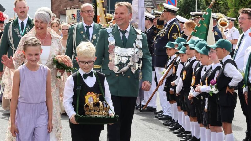 Schützenfest Neuenhausen: Kronprinzessin zieht bald aus München nach Neuenhausen