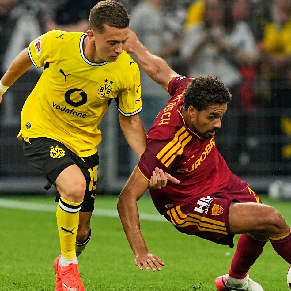 „Lasst euch überraschen“: Nach geplatztem El-Mala-Transfer – BVB arbeitet am Plan B
