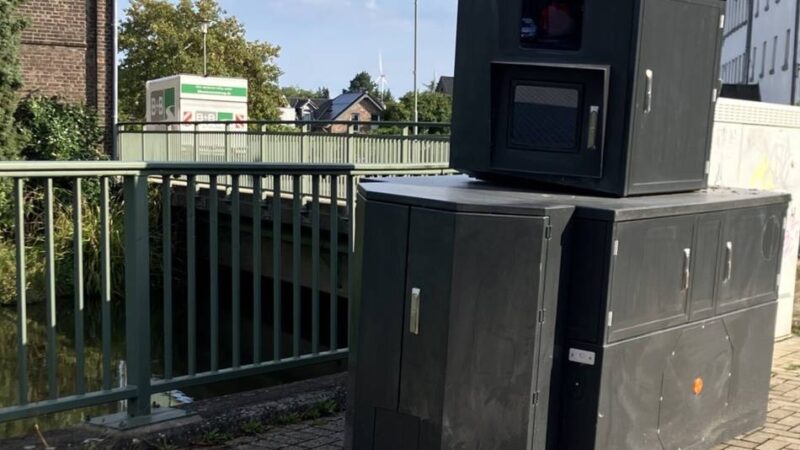 Stadt äußert sich: Warum ein Blitzer in Wevelinghoven für Diskussionen sorgt