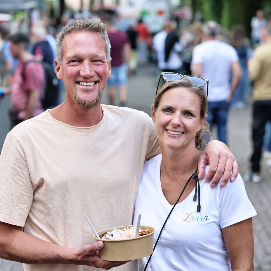 Eichenstraßenfest im Hildener Westen: Trödel, Cocktails und Ballons – ein Wendehammer wird zur Festmeile