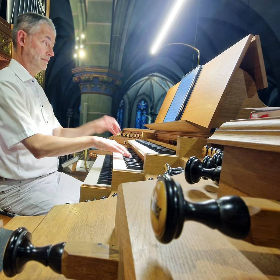 Abschiedsstimmung in St. Lambertus: Zwei letzte Konzerte und ein Abbau der Orgel