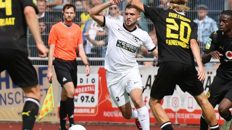 Fußball-Regionalliga West: Dortmund fügt Aufsteiger VfB 03 die erste Niederlage bei