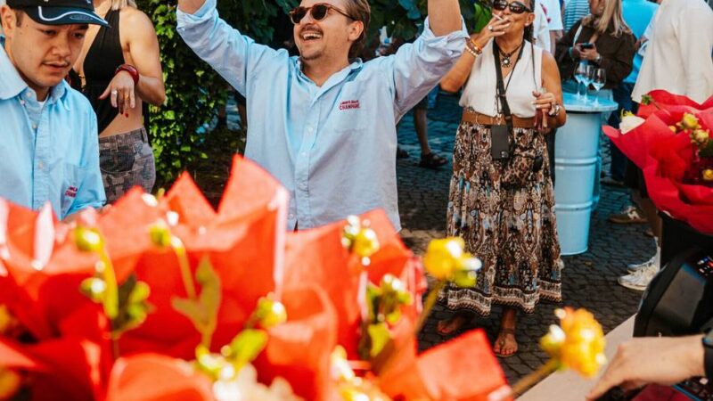 Stadtgespräch Krefeld: Zwischen Blumen, Boliden und Begegnungen