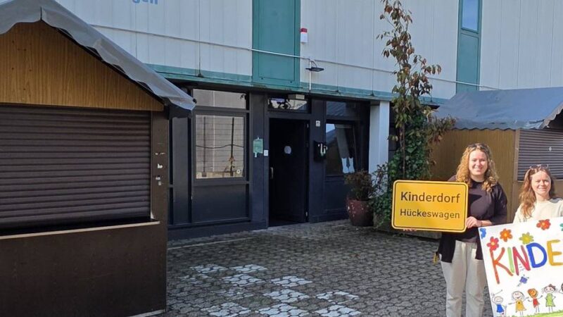 Zweiwöchige Ferienaktion in Hückeswagen: Der Aufbau des Kinderdorfs