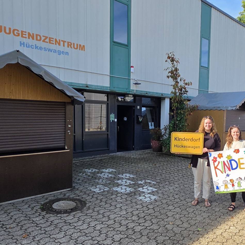 Zweiwöchige Ferienaktion in Hückeswagen: Der Aufbau des Kinderdorfs