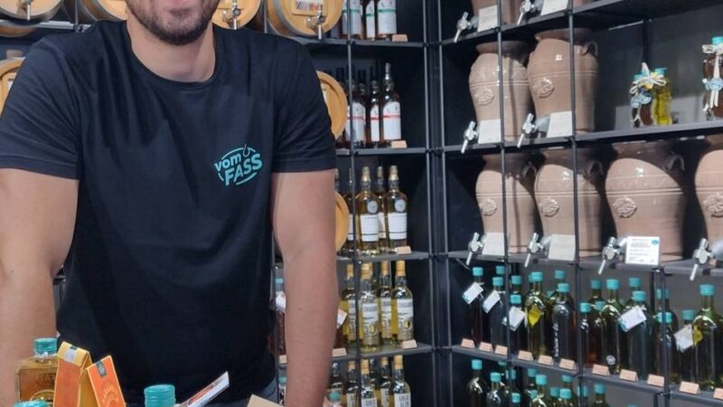 Essig, Öl und Spirituosen zum Abfüllen: „VomFass“ eröffnet in Kempen