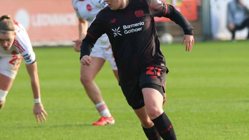 Kramer mit Hattrick: Bayers Frauen feiern Torfestival gegen Feyenoord