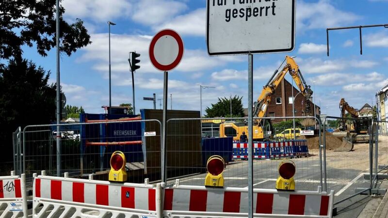Baustelle in Moers: Kreuzung Rheinberger Straße teilweise wieder frei