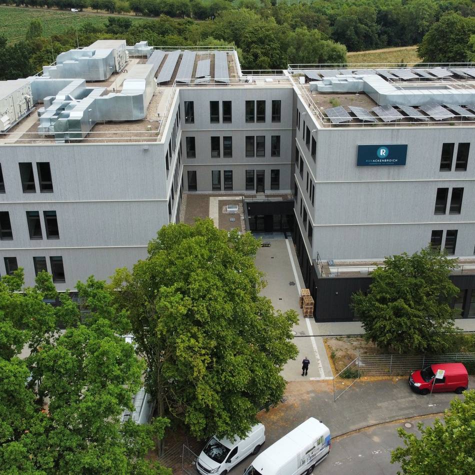Platz für mehr als 800 Schüler: Pünktlich zum Schulstart – neue Realschule in Hackenbroich ist bezugsfertig