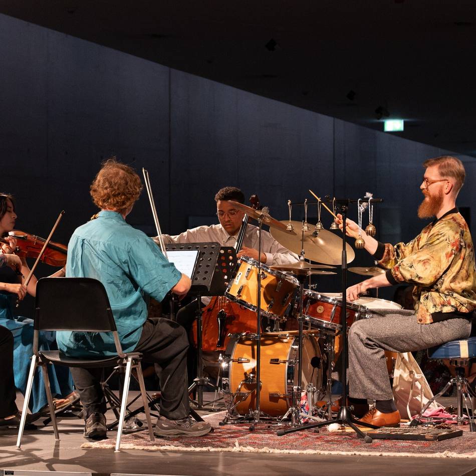 Konzert beim Asphalt-Festival: Musikalische Seelenruhe – auch wenn die Cellosaite reißt