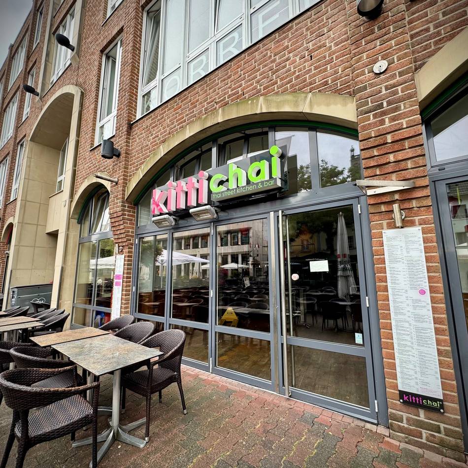 Bekanntes Restaurant auf dem Neusser Markt: So geht es nach der Schließung von Kitti Chai weiter