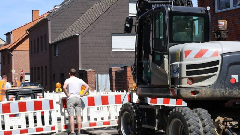 Das weckt Erinnerungen an 2022: Neuer „Absacker“ in Orken – Düsseldorfer Straße ist wieder eingebrochen