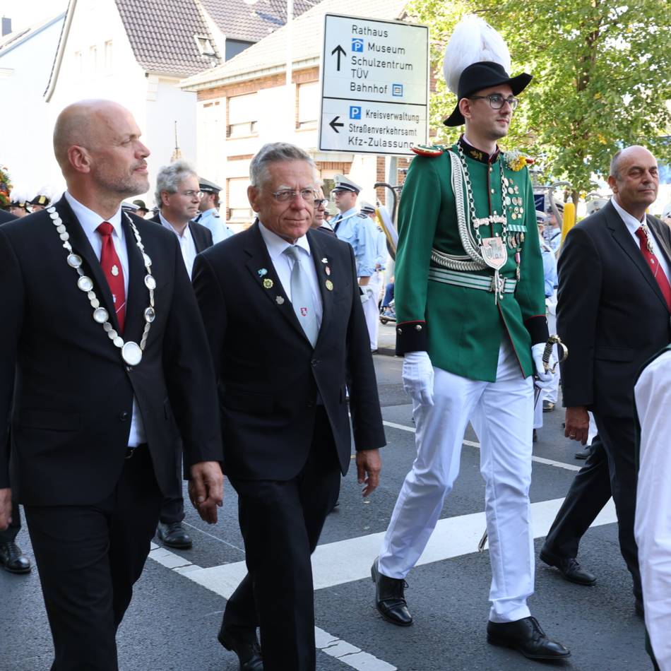 Gewinnspiel in Grevenbroich: Stadt verlost 2 mal 2 Karten für die Serenade aus dem Alten Rathaus