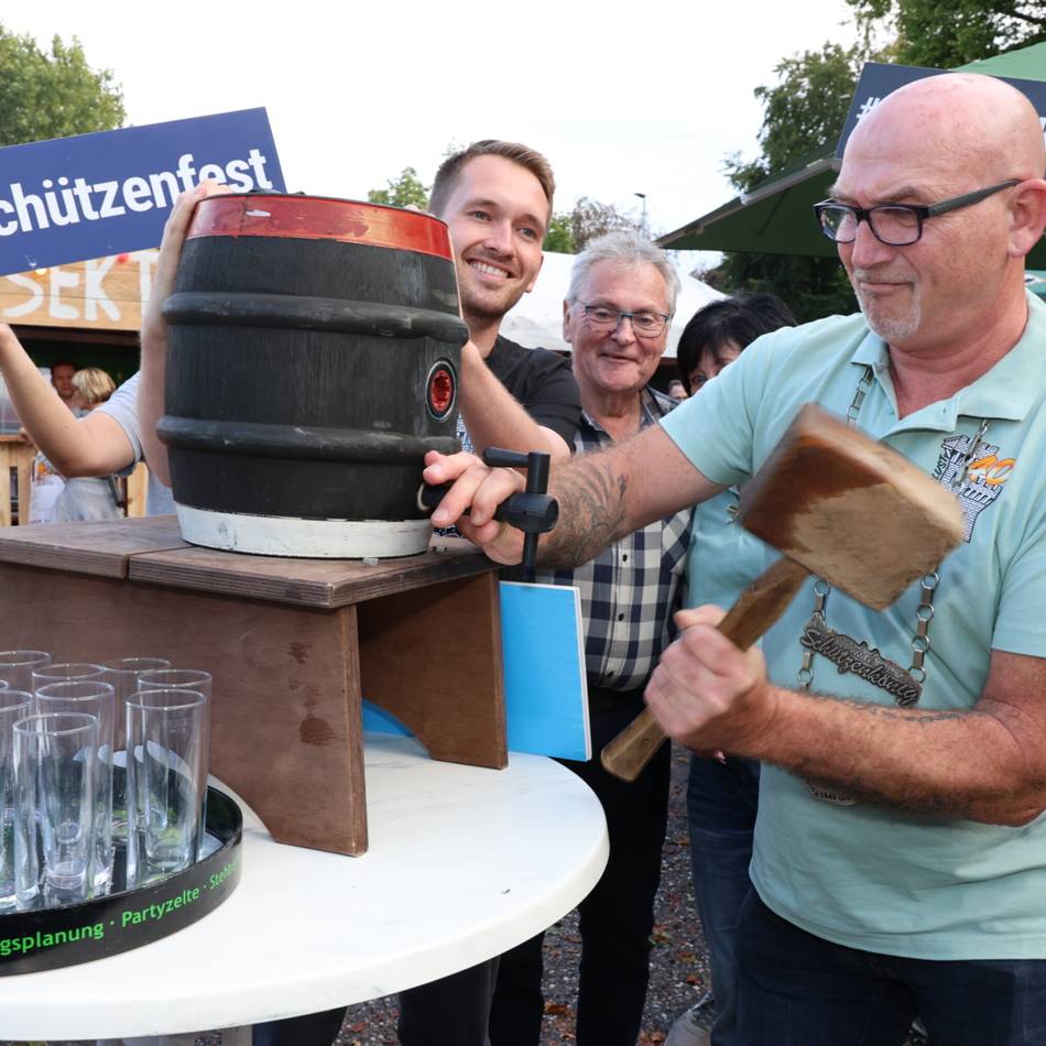 Brauchtum in Grevenbroich: „Perfekter Auftakt“ – Schützen läuten mit Biwak die heiße Fest-Phase ein