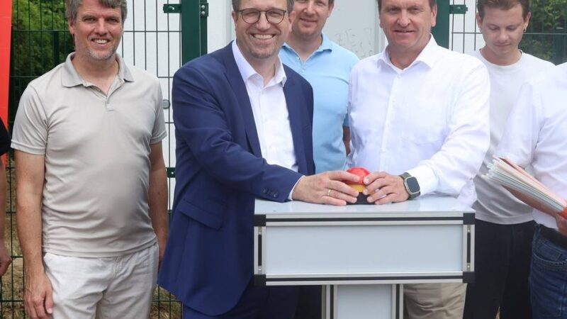 Glasfaser in Nettetal: Grünes Licht für schnelles Netz