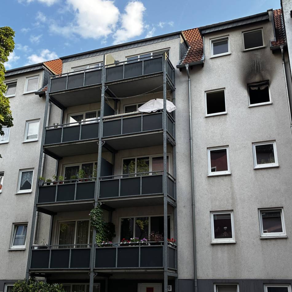 Feuerwehreinsatz in Düsseldorf: 76-Jähriger stirbt bei Brand in seiner Wohnung in Oberbilk