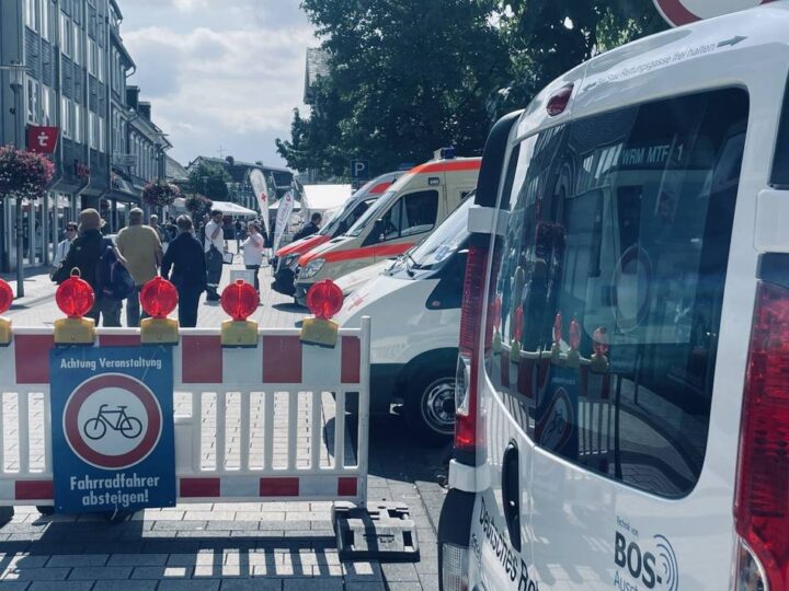 430. Herbstkirmes in Wermelskirchen: Alle Sperrungen und Halteverbote im Überblick