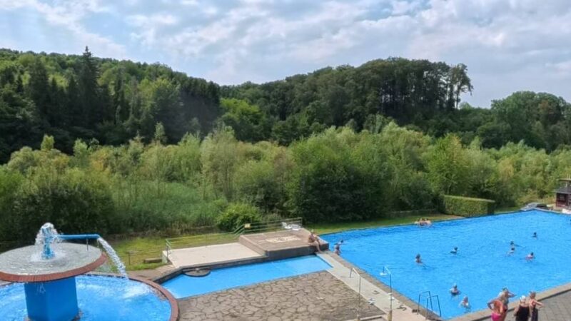 Rund um Leichlingen: Wald, Wasser, Wohlfühlen – Freibäder im Grünen