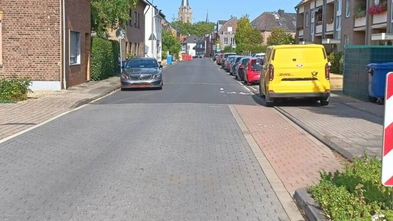 Neue Baustelle ab 10. August: Fahrbahnarbeiten auf der Kreisstraße 19 in Willich
