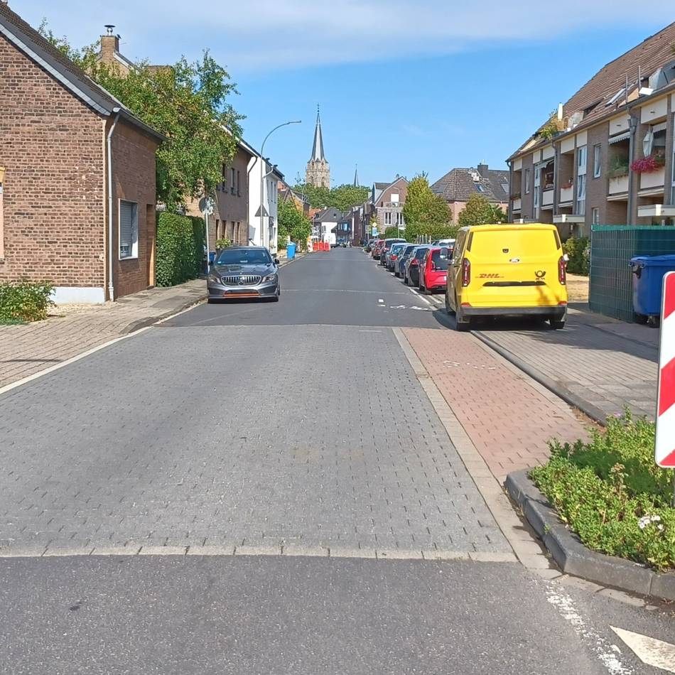Neue Baustelle ab 10. August: Fahrbahnarbeiten auf der Kreisstraße 19 in Willich