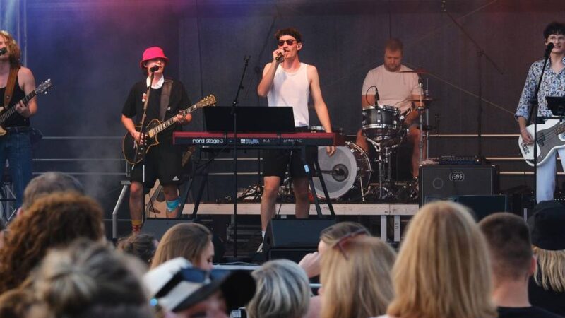 „Tower of Sun“ : Heiligenhaus feiert Sonnenturm-Festival
