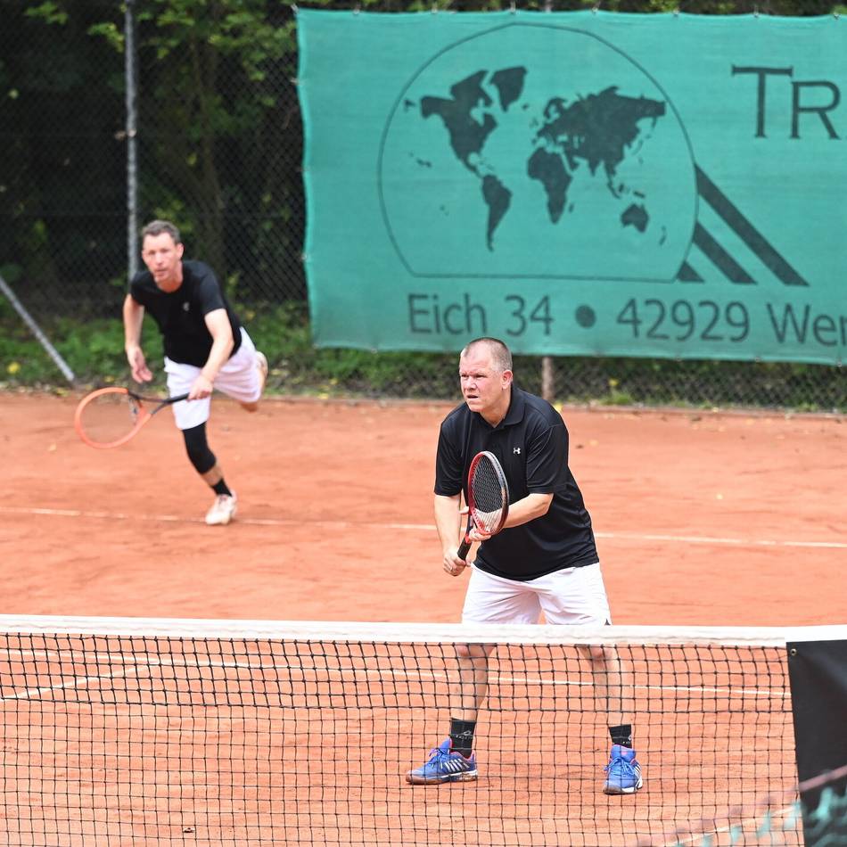 Sport in Wermelskirchen: Tennis, Regen und eine Überraschung