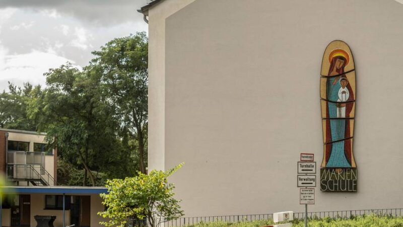 Marienschule in Kleve: Kleve saniert Schwimmbad und Sporthalle für zehn Millionen Euro