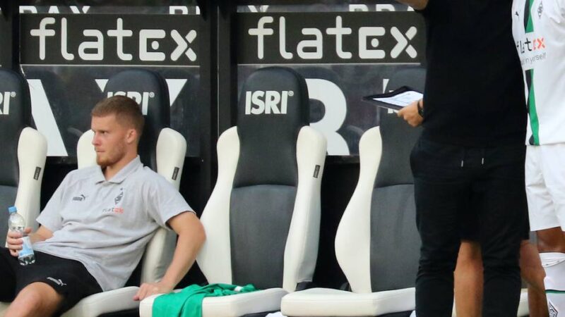 Wiedersehen mit Farke?: Gladbachs Nico Elvedi und Leeds United – das ist der Stand